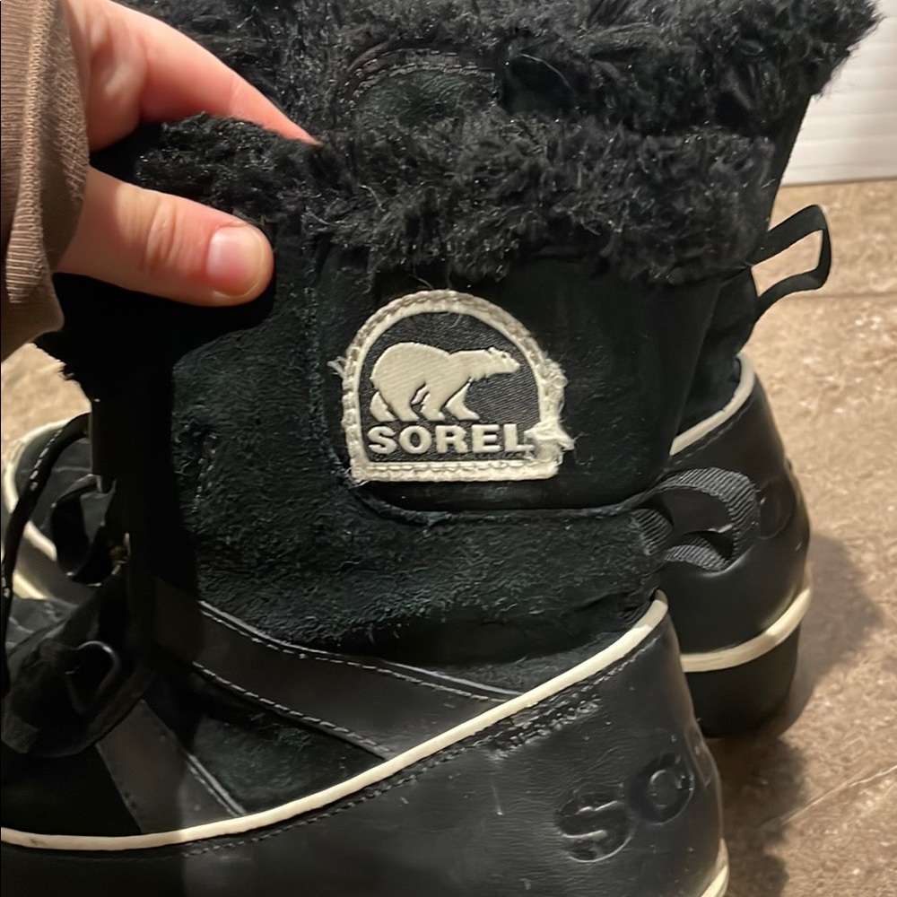 Sorel Women's Black Winter Boots - Picture 5 of 5